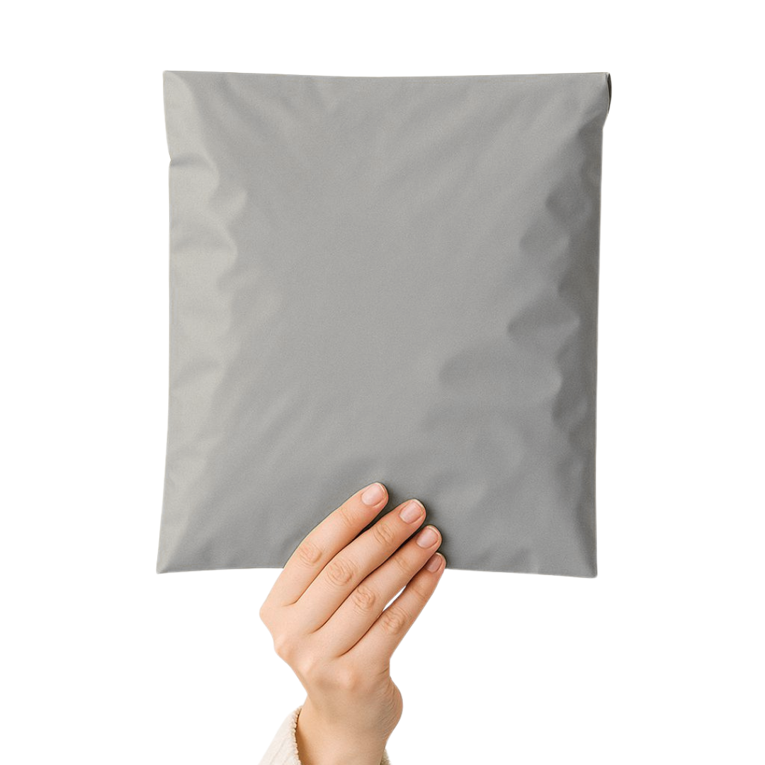 E-ticaret paketlemelerinde tercih edilen beyaz cepsiz kargo poşeti – gizlilik sağlar, ürünleri güvenle korur ve renginin cazibesiyle müşteri deneyimini iyileştirir